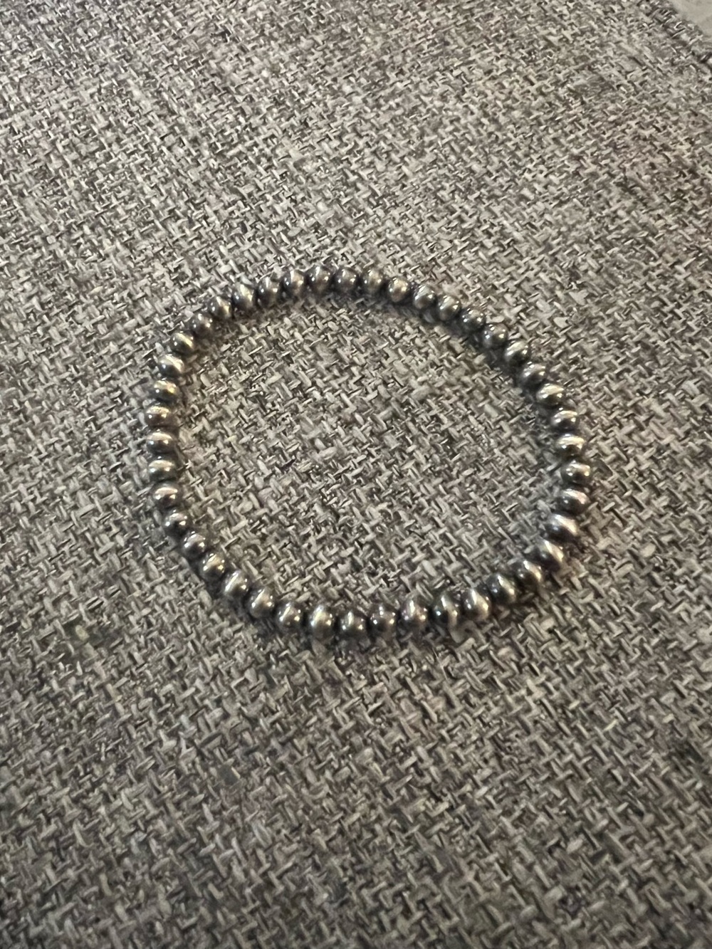 Sterling Silver Pearl Bracelet (stretch)